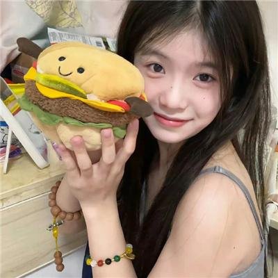 彩凤云裳